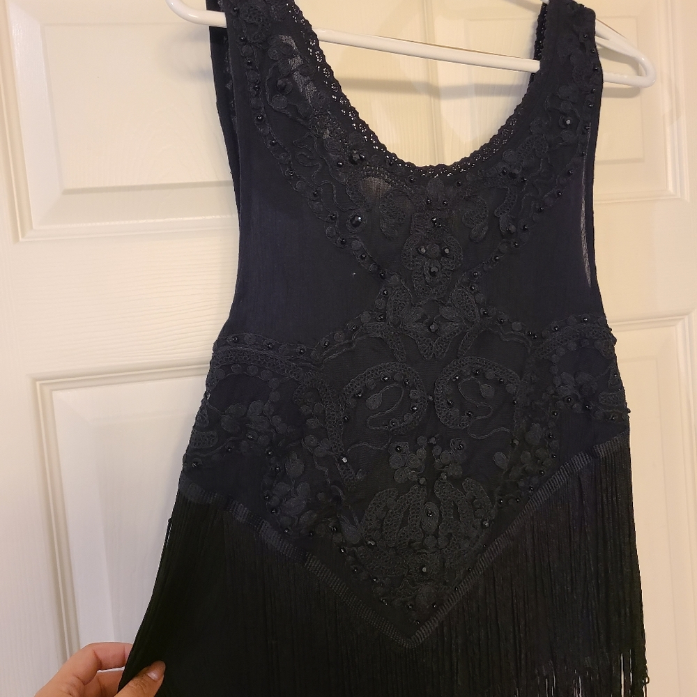 Rare Free People - Black Fringe Embroidered Festival Top - Sz L - Picture 2 of 6